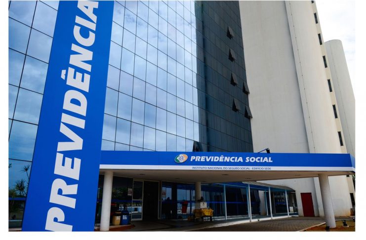 “Pente-fino” na Previdência em 800 mil cadastros de beneficiários, diz ministro