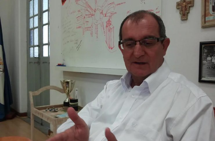 Ex-prefeito de Taubaté, Roberto Peixoto deixa a cadeia e vai cumprir prisão domiciliar
