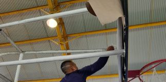 Projeto “Brincando na Quadra’ reforma quadra esportiva em Pindamonhangaba