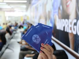 PAT oferece quase 400 vagas na segunda-feira