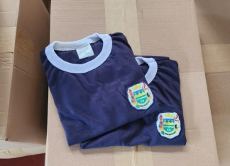 Prefeitura realiza entrega de uniformes e materiais escolares para ano letivo na rede municipal