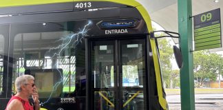 Transporte público tem reforço durante os desfiles de Carnaval