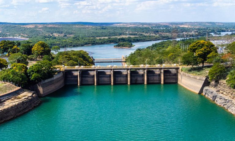 6b33addc-9996-4587-8483-9850b7e58804