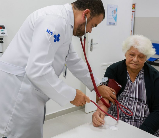 Vírus sincicial também traz risco para idosos, alertam especialistas
