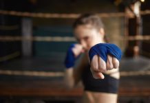 Projeto social realiza seletiva para jovens interessados em lutas em Taubaté