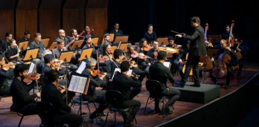 Orquestra exalta a música de concerto brasileira no Municipal