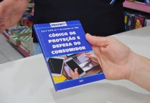 Procon Taubaté orienta comerciantes sobre a disponibilização do Código de Defesa do Consumidor