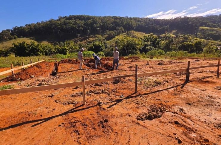 Prefeitura inicia construção de Estratégia Saúde da Família no bairro Santa Luzia Rural