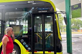 B84ED4F7-10E0-4249-8C45-484157566679